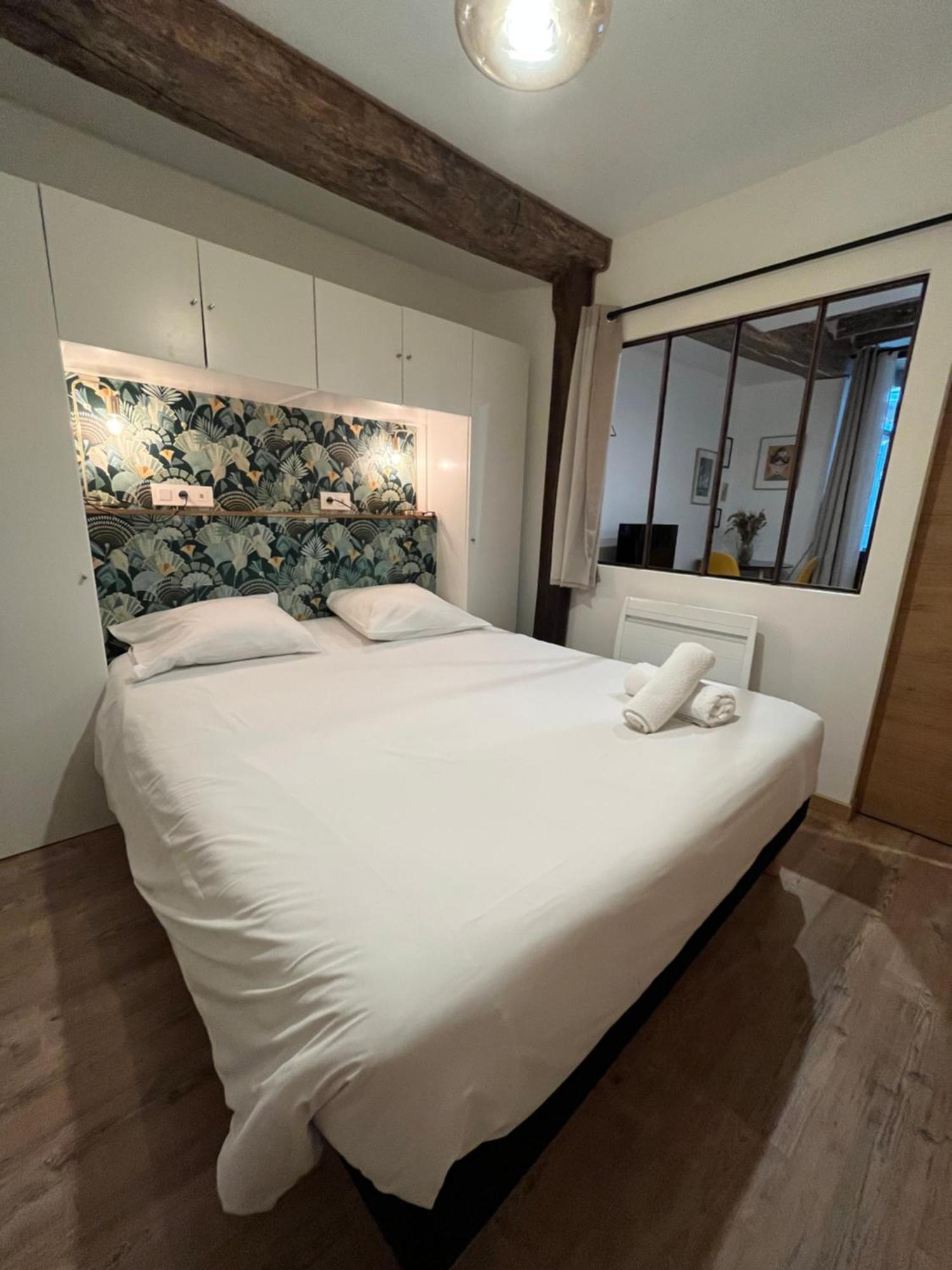 La Cour Chartraine - Cosy Appartement Avec Cour Exterieur A Blois Dış mekan fotoğraf