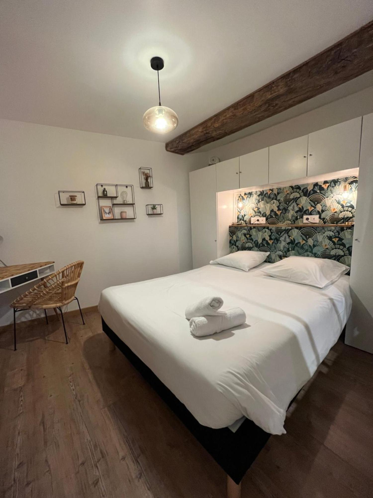 La Cour Chartraine - Cosy Appartement Avec Cour Exterieur A Blois Dış mekan fotoğraf